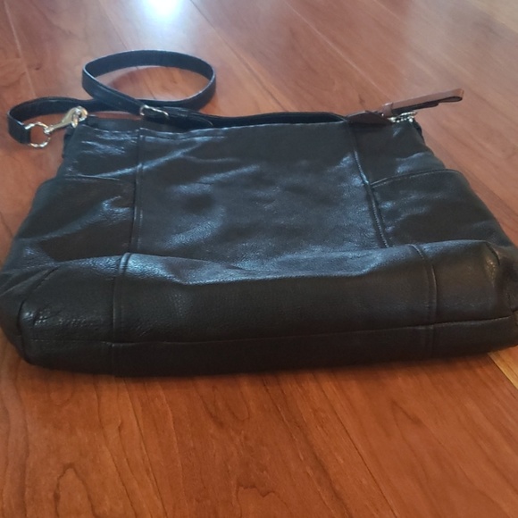 Coach Vintage Crossbody Bag - Picture 5 of 8